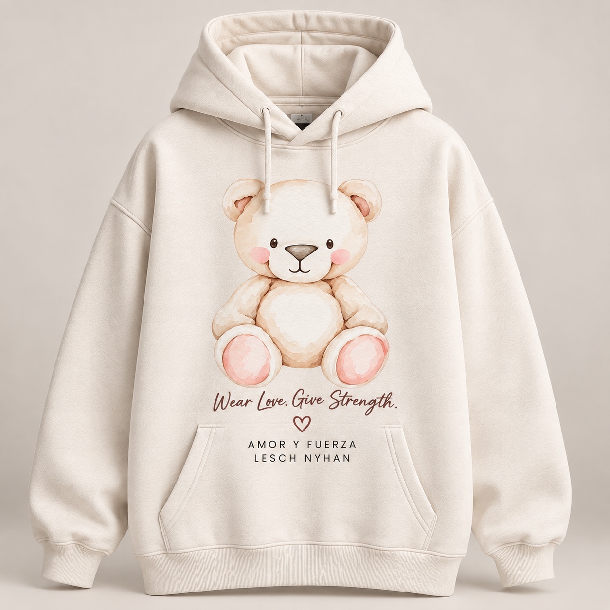 Sudadera oversize color marfil Amor y Fuerza con osito